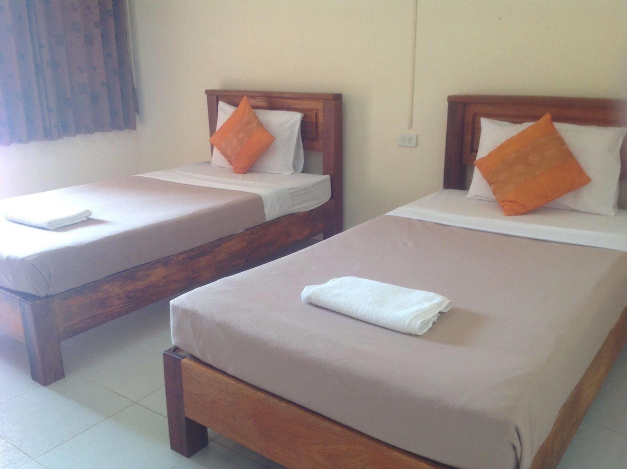 Kantana Apartment Hat Yai Buitenkant foto